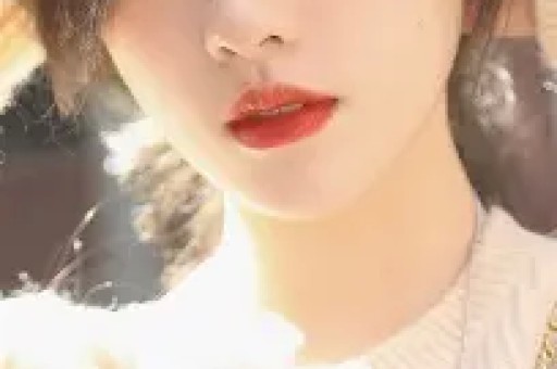演员吴倩自曝被爸爸打掉牙齿不敢吐出来：我不敢吐出来直接吞下去了