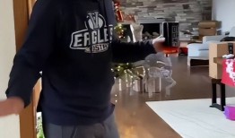 吃着中国红利还崇洋网红小易走到翻车这一步一点都不冤